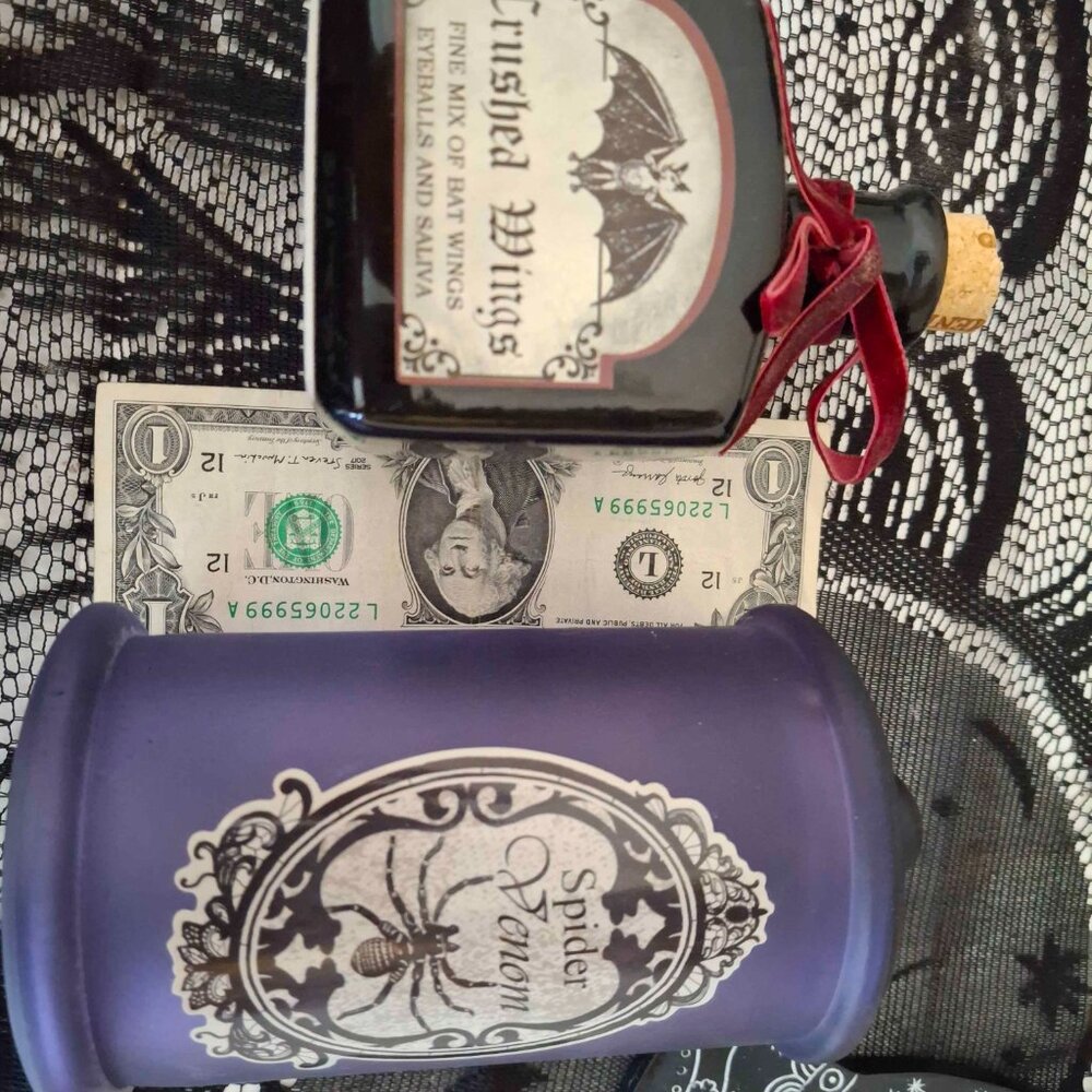 Halloween Decor - Picture 2 of 3